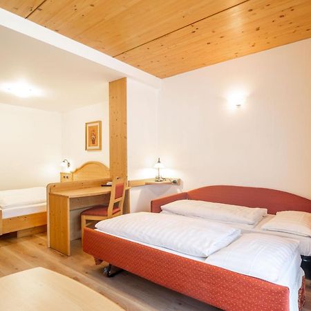 Hotel Salvan 캄피텔로디파사 외부 사진
