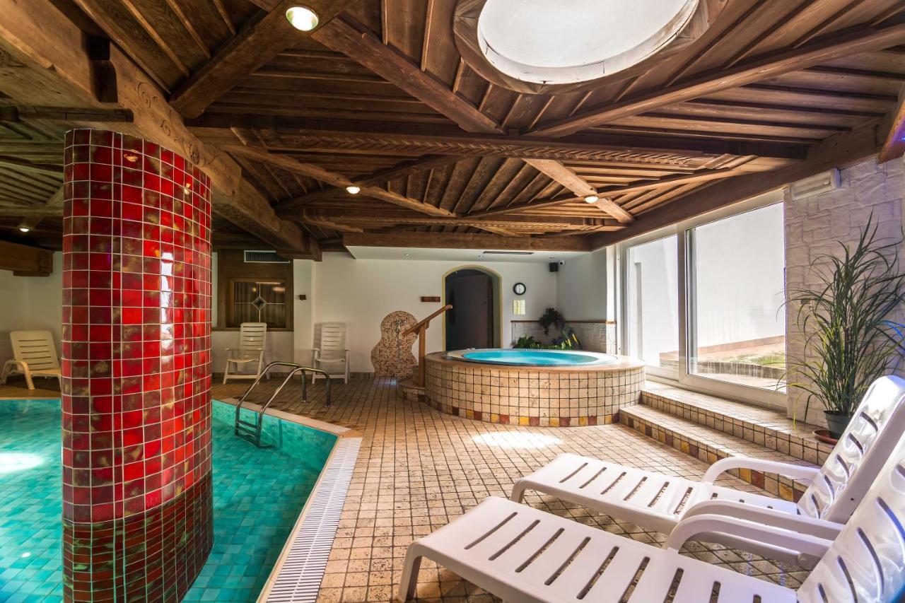 Hotel Salvan 캄피텔로디파사 외부 사진