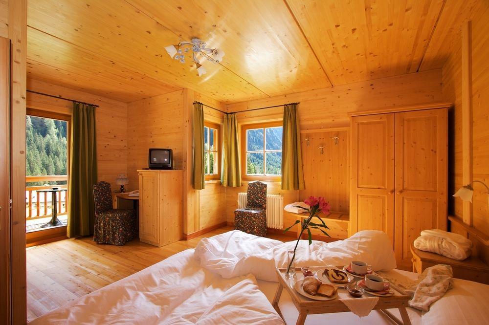 Hotel Salvan 캄피텔로디파사 외부 사진