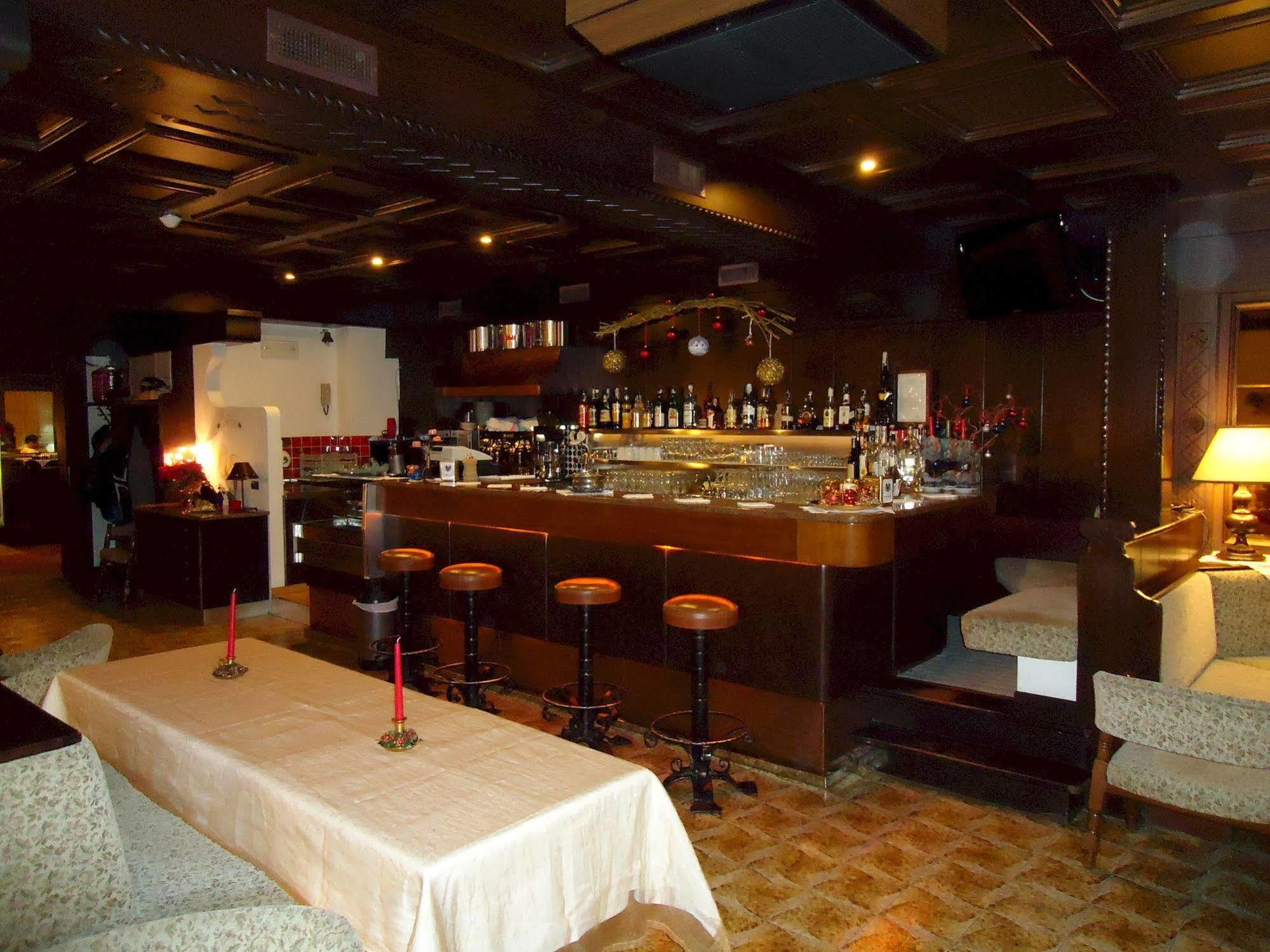 Hotel Salvan 캄피텔로디파사 외부 사진